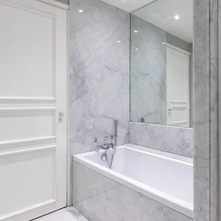 Spacious 2bd With Large Terracecanal Saint-martin * 巴黎