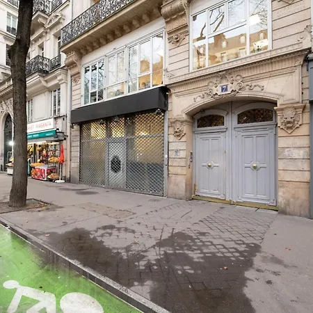 Spacious 2bd With Large Terracecanal Saint-martin