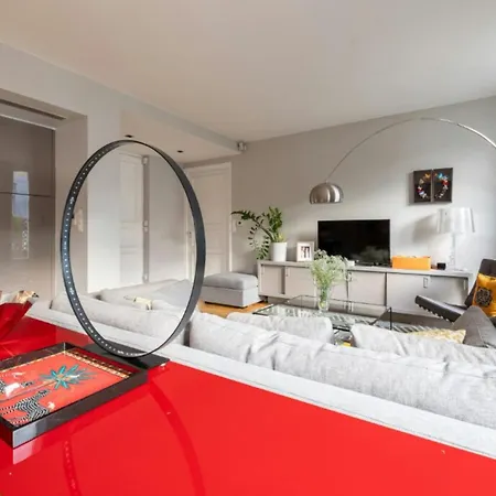 Spacious 2bd With Large Terracecanal Saint-martin 公寓